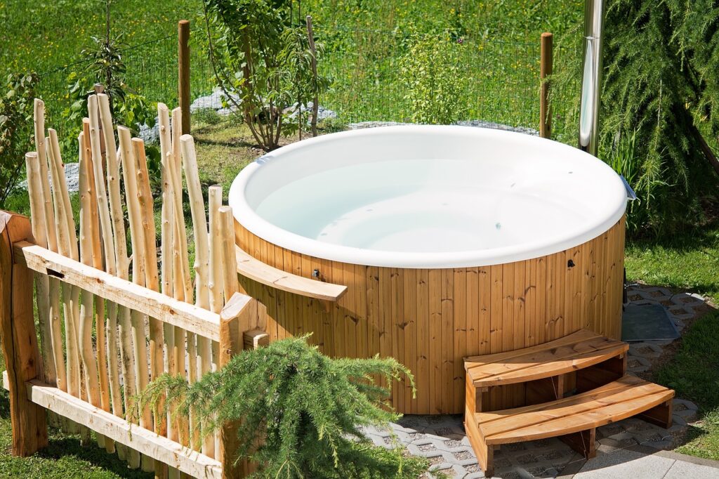 hot tub at Brokerswood Holiday Park